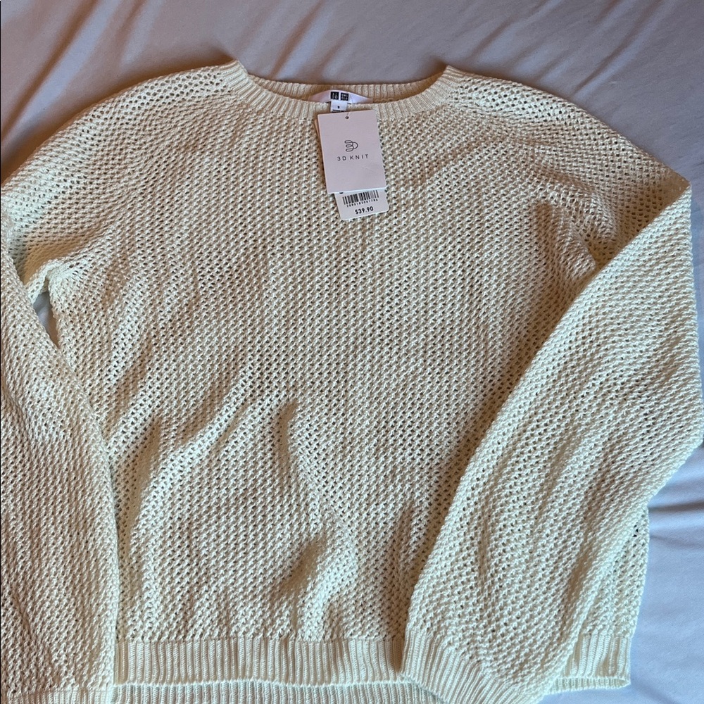 Uniqlo Cream Mesh Crew Neck Sweater
